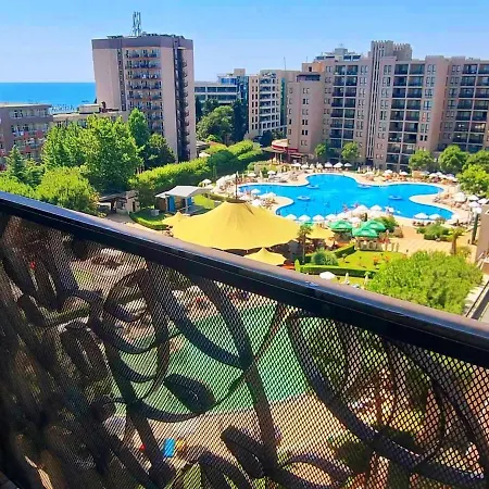 Royal Sea B